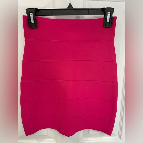BGBGMaxAzria Azalea Hot Pink Bodycon Bandage Skirt Women’s Size S - Picture 1 of 6
